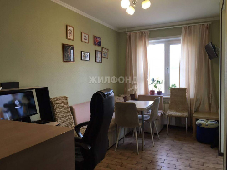 4-комн квартира Зорге улица, д.185/1