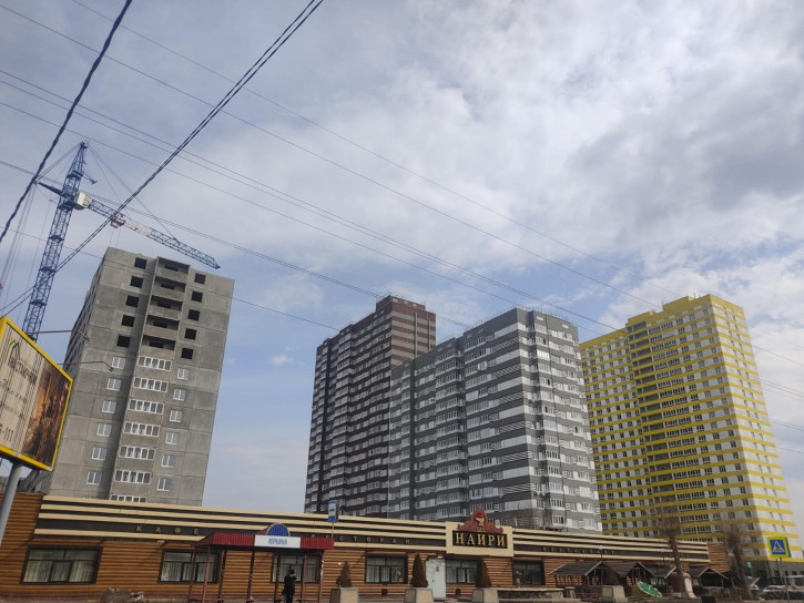 2-комн квартира в новом доме улица Юркина, 10