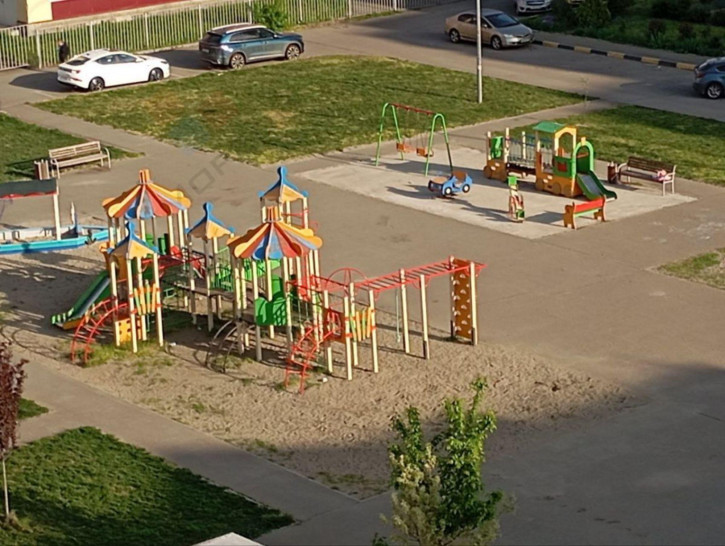 2-комн квартира Академика Фёдорова ул, 11
