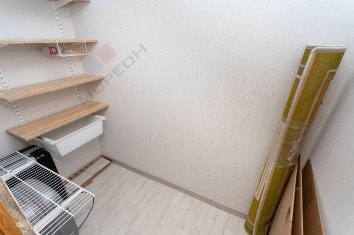 2-комн квартира Генерала Трошева ул, 31
