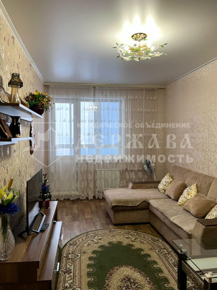 2-комн квартира проспект Шахтёров