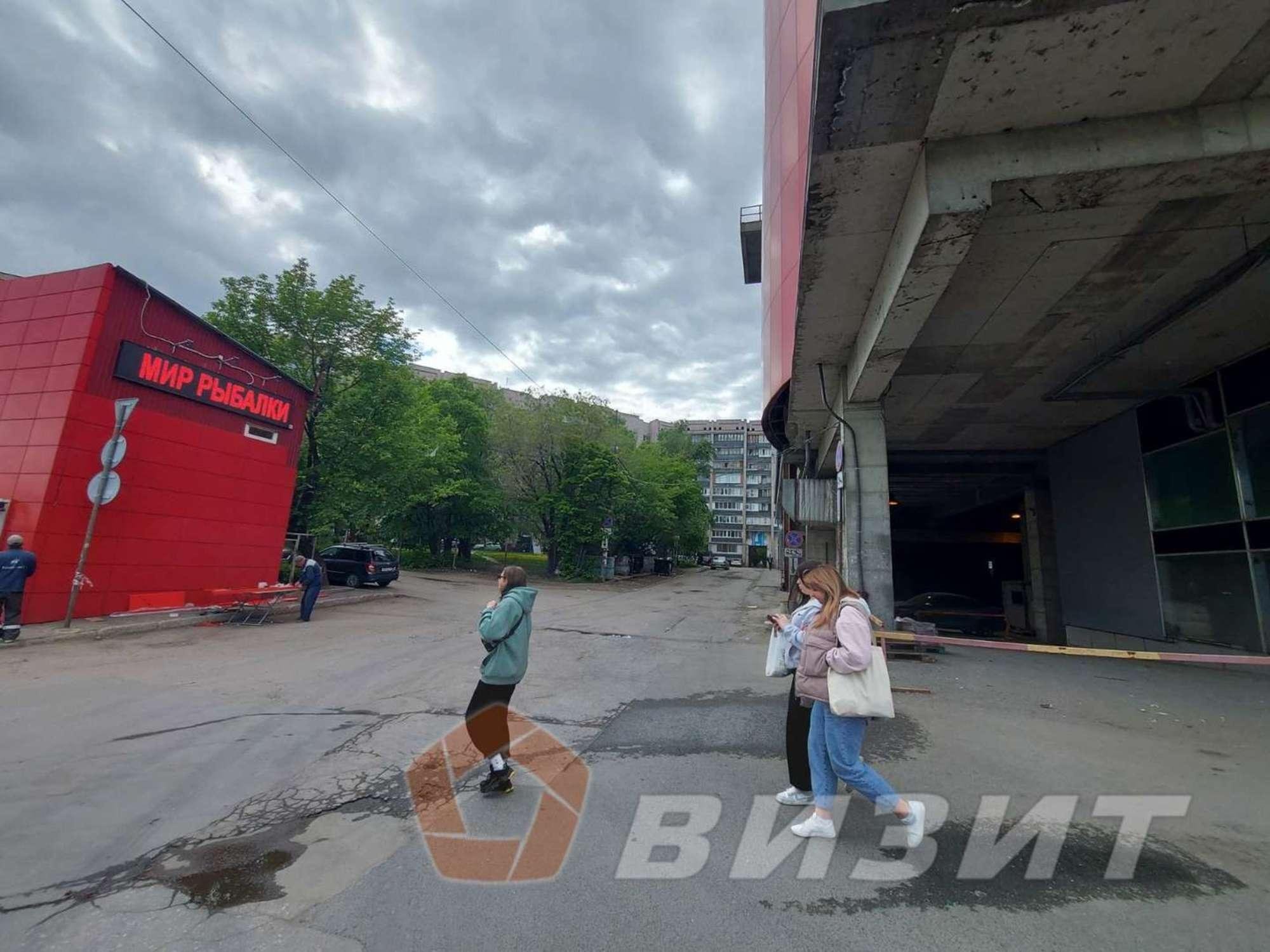 Сдать торговое помещение за 50 000 рублей на Авроры улица, 72