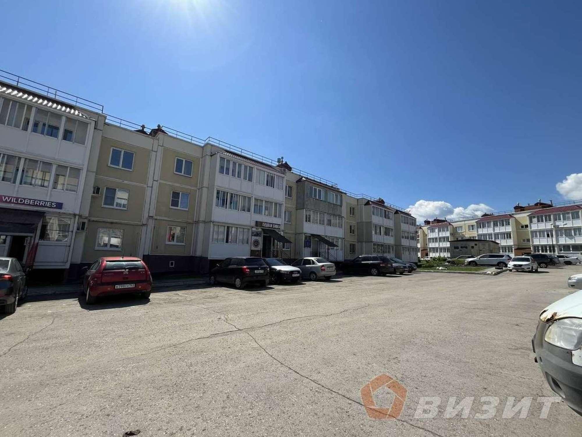 Сдать торговое помещение за 130 500 рублей на Демократическая улица, 174а