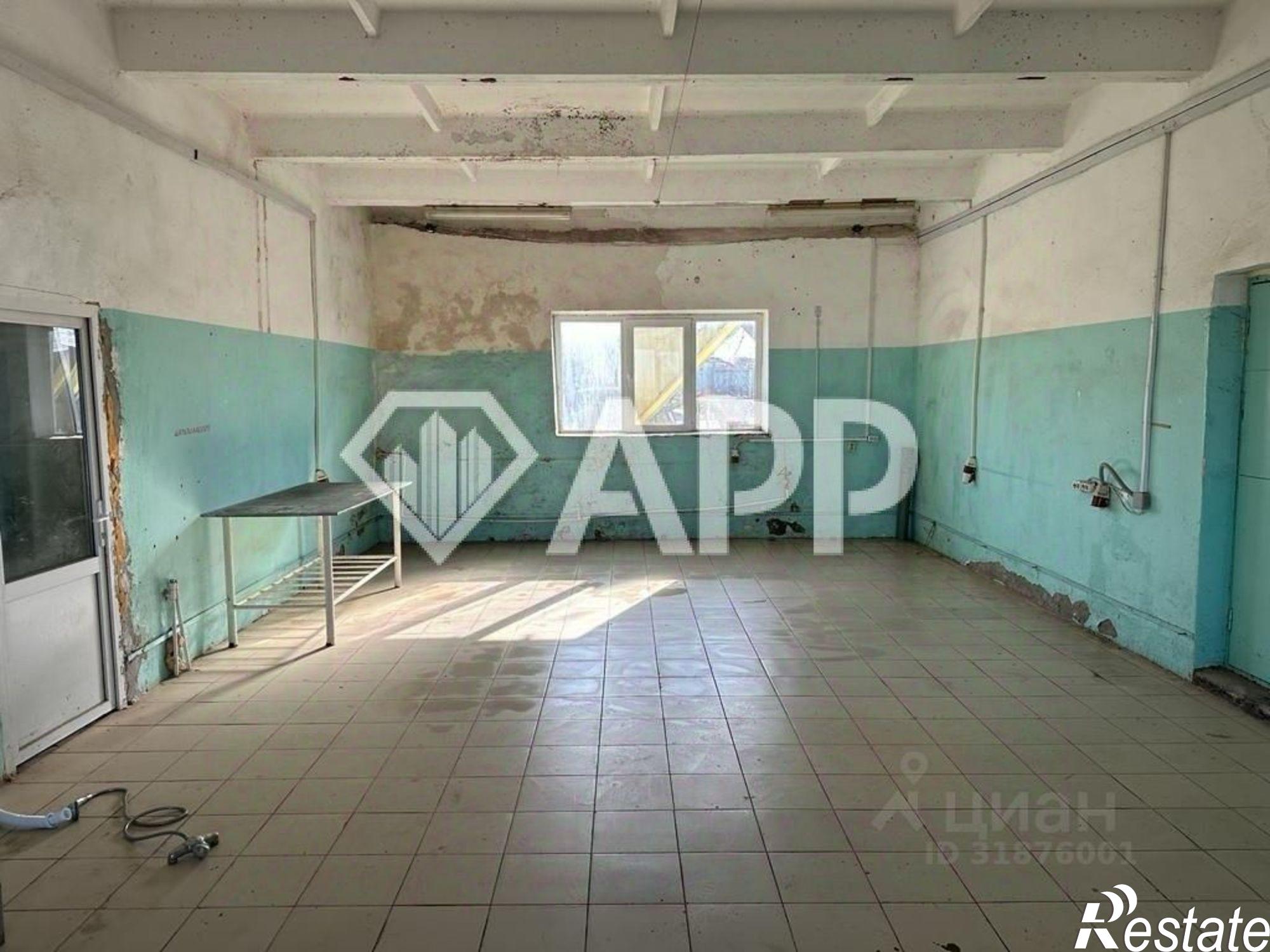 Сдать складское помещение за 595 000 рублей на улица Смолянка, 76