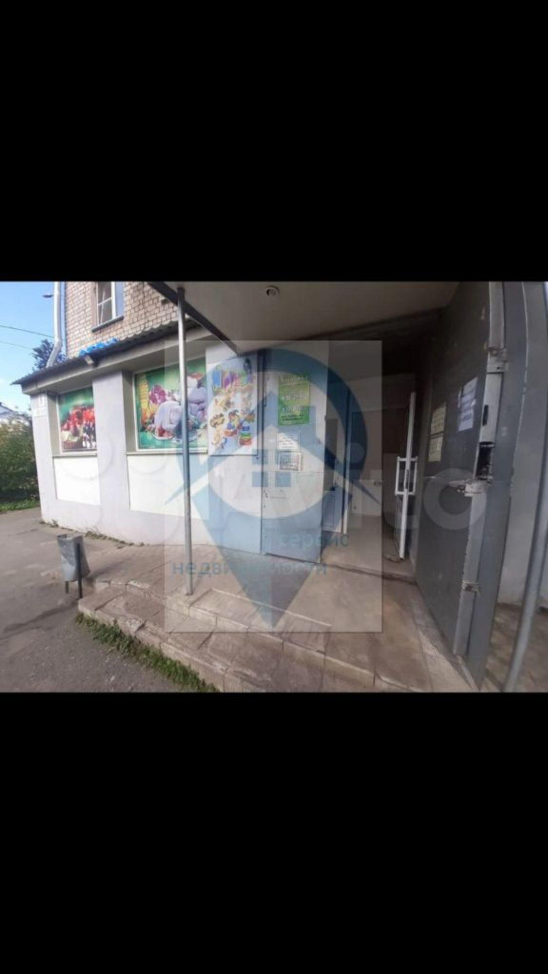 Сдать торговое помещение за 15 000 рублей на Спортивный 1-й пер, 8