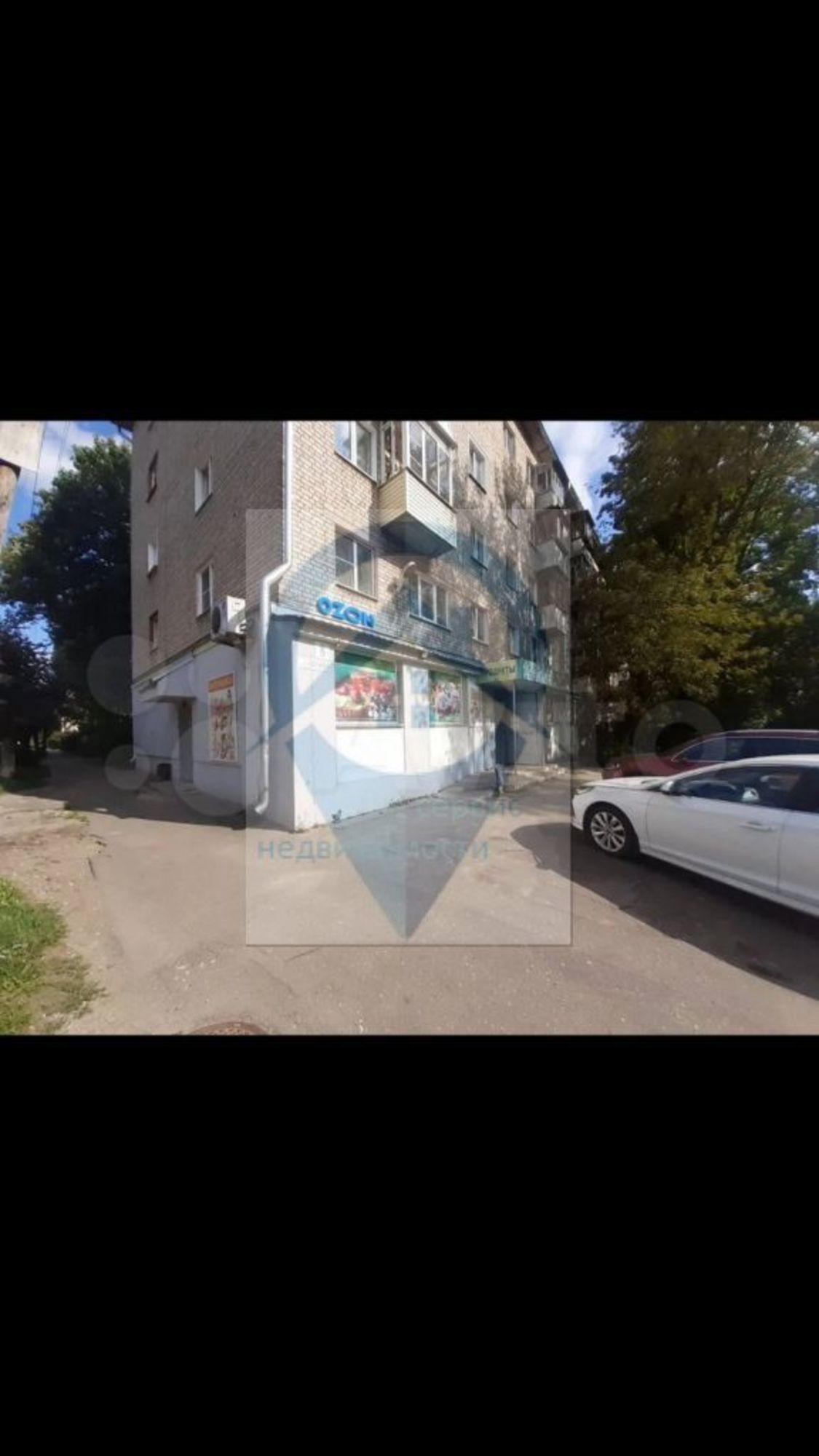 Сдать торговое помещение за 15 000 рублей на Спортивный 1-й пер, 8