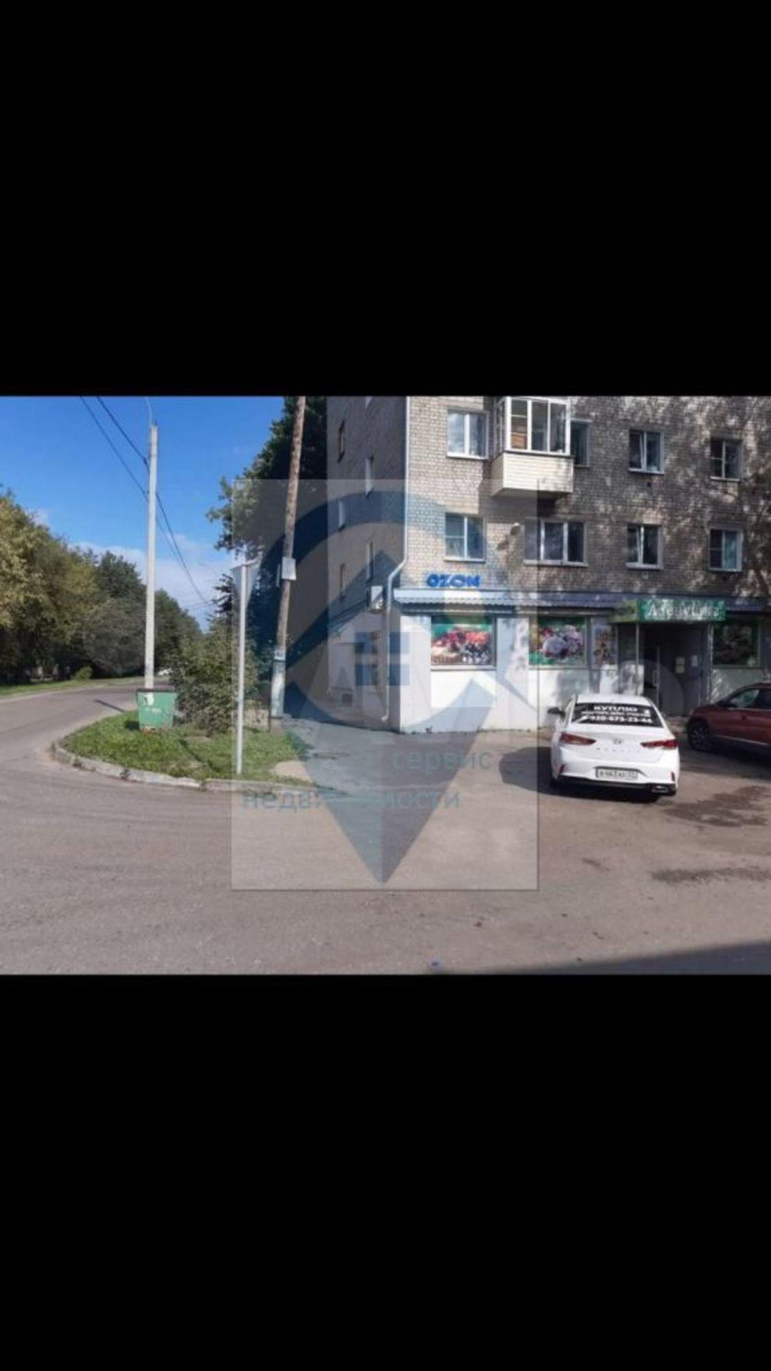 Сдать торговое помещение за 15 000 рублей на Спортивный 1-й пер, 8