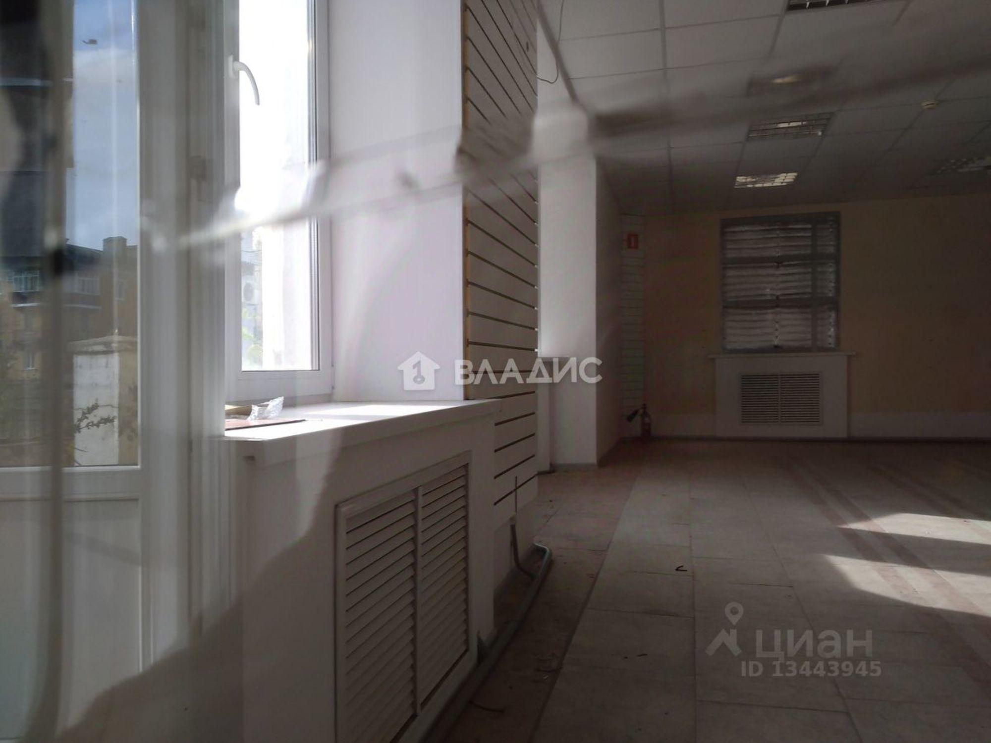 Купить торговое помещение за 3 833 940 рублей на улица Котовского, 31