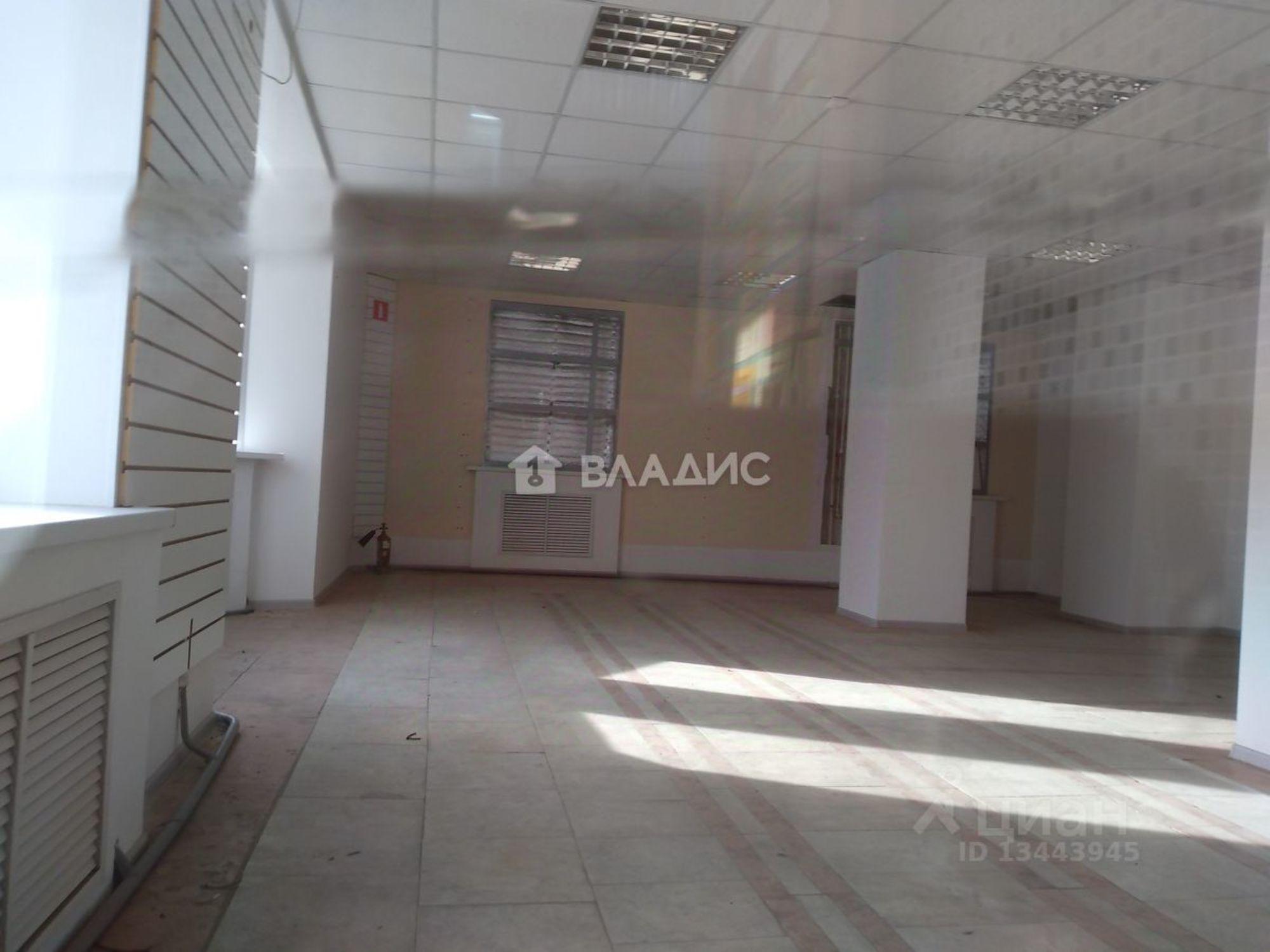 Купить торговое помещение за 3 833 940 рублей на улица Котовского, 31