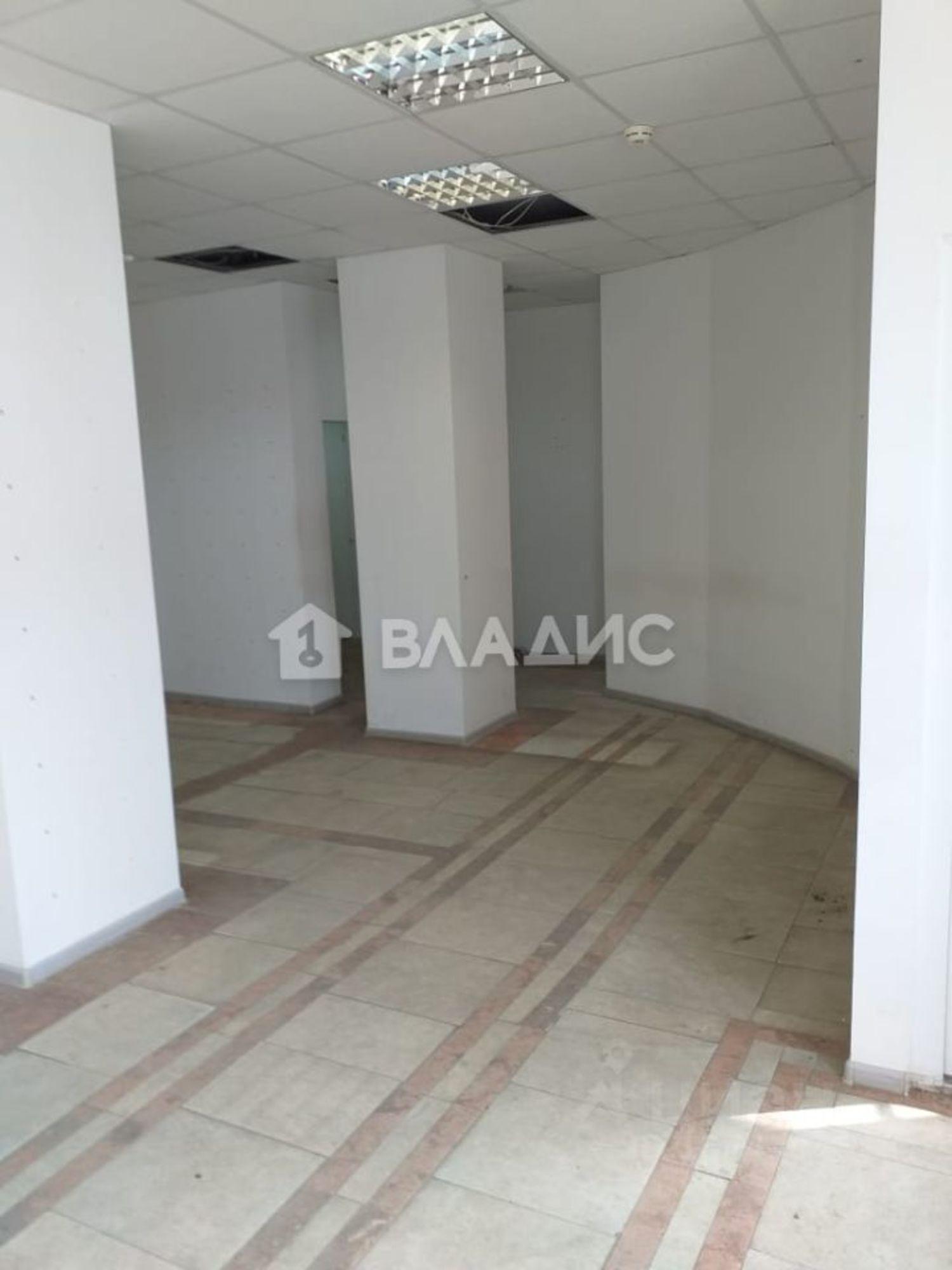 Купить торговое помещение за 3 833 940 рублей на улица Котовского, 31