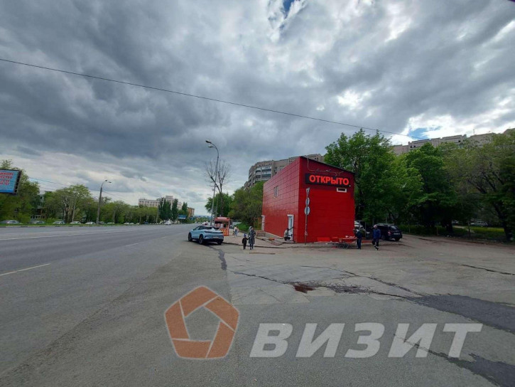 Торговое помещение Авроры улица, 72