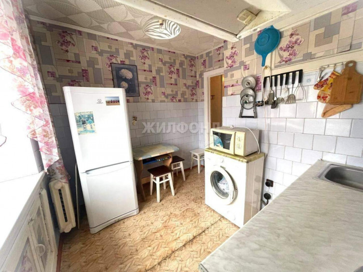 3-комн квартира Оренбургская улица, д.6