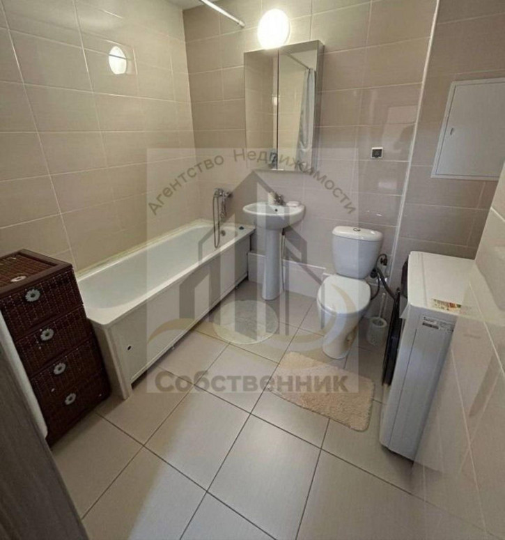 2-комн квартира 9 Января ул, 68к4