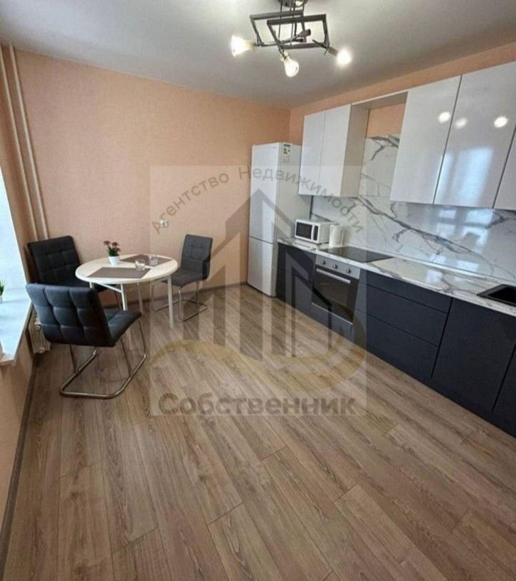 2-комн квартира 9 Января ул, 68к4