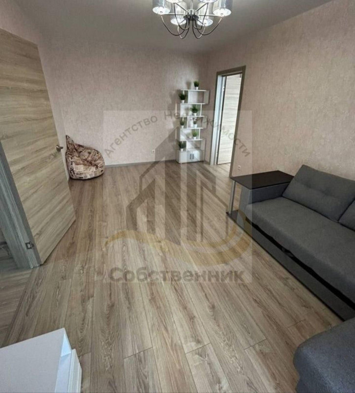 2-комн квартира 9 Января ул, 68к4