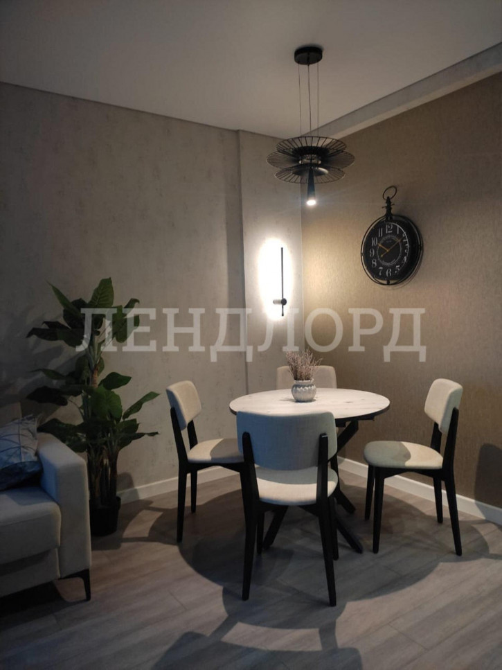 1-комн квартира улица Ларина, 45с6