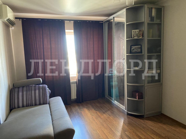 1-комн квартира 20-я, 60