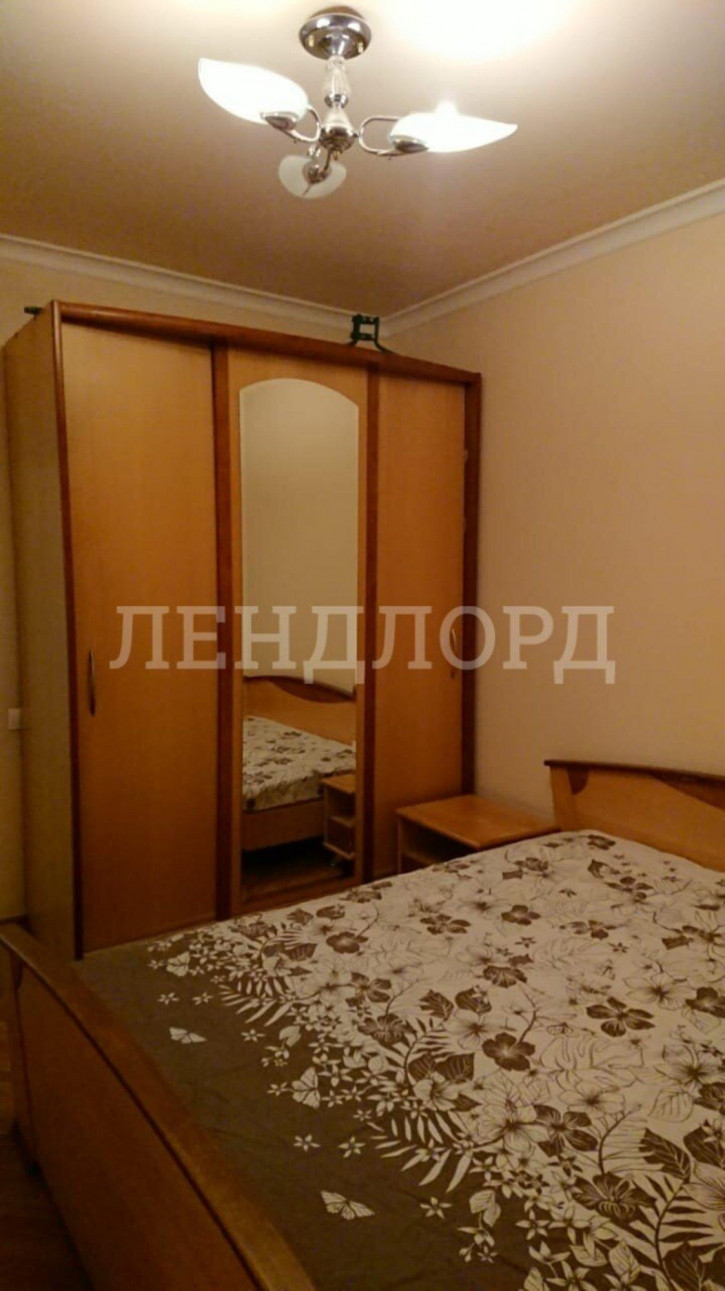 3-комн квартира улица Ерёменко, 56/1