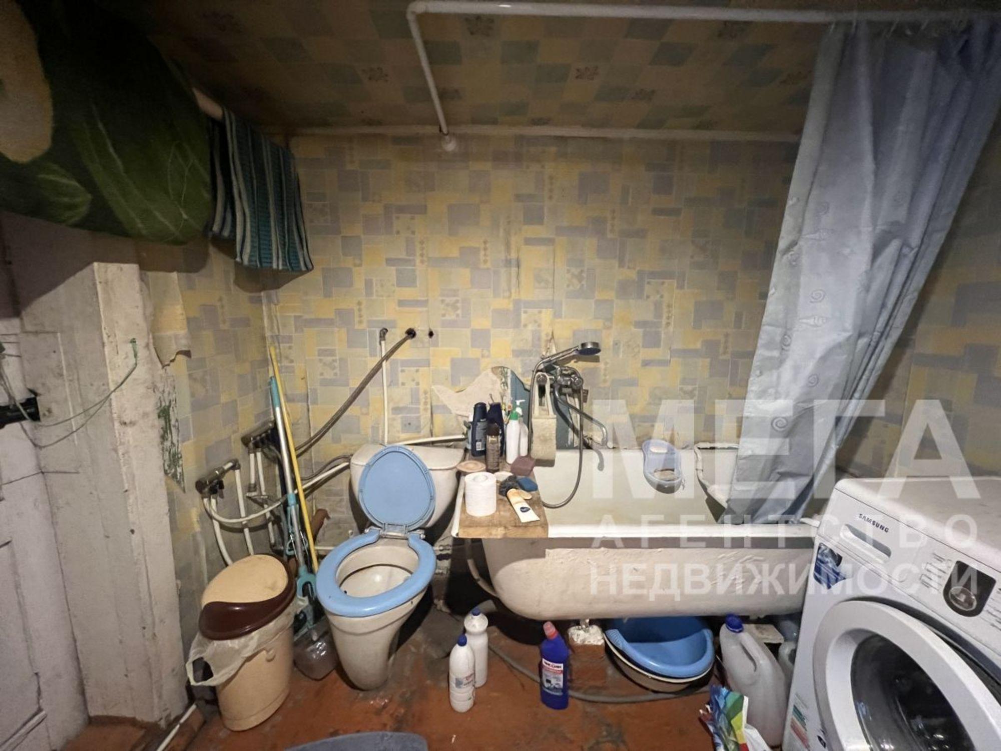 Купить дачу, дом, коттедж за 3 700 000 рублей на Карабанова ул, 15
