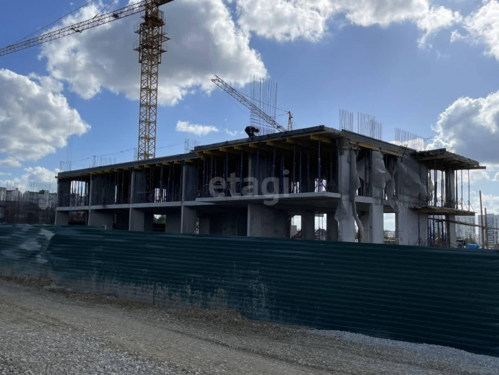 1-комн квартира в новом доме Никанорова