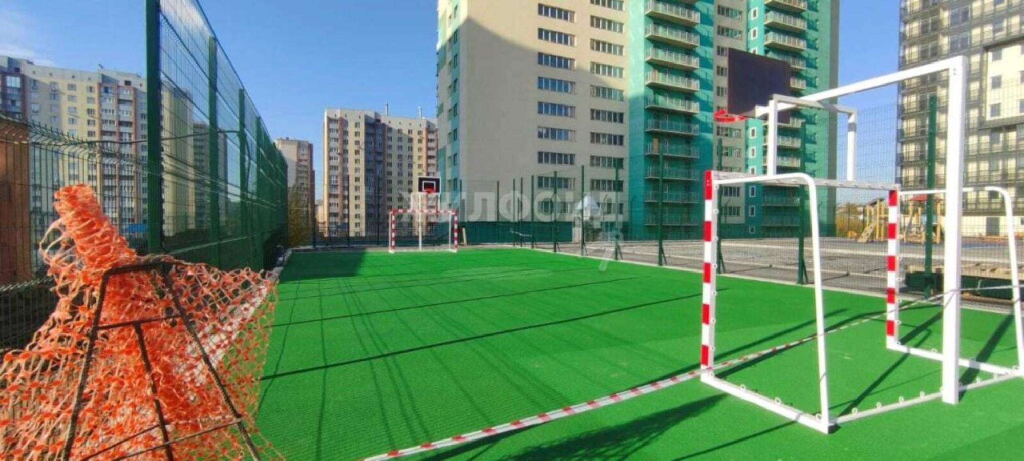 Купить офис, помещение под офис за 600 000 рублей на Есенина, 12/1