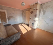 2-комн, 37кв м, этаж 2/2 улица Ленина