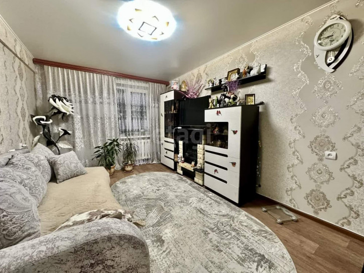 2-комн квартира улица Ульянова