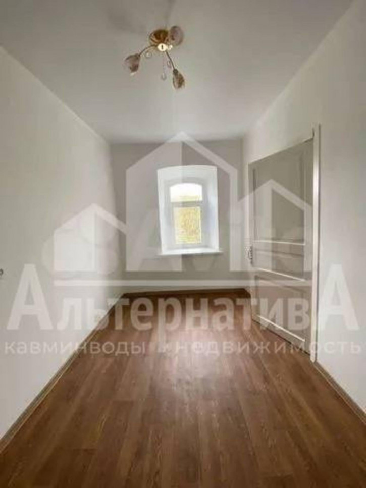 3-комн квартира Гагарина ул.