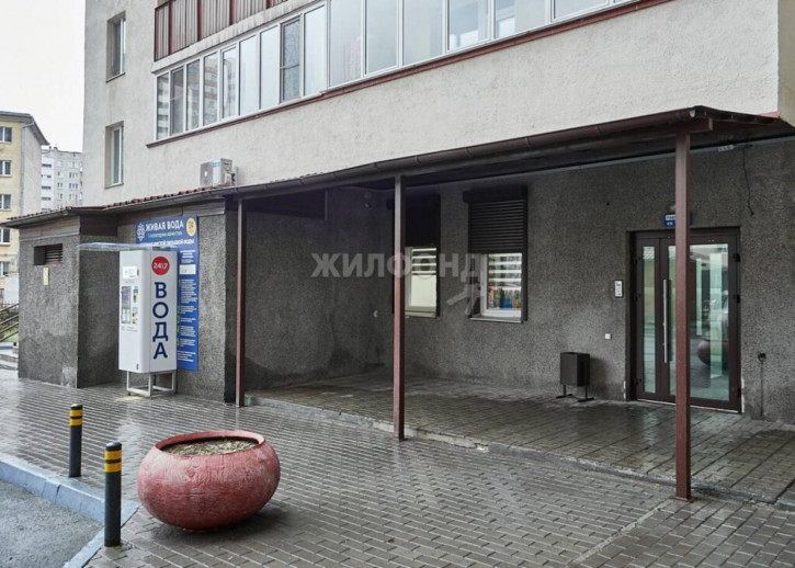 2-комн квартира Галущака, 15