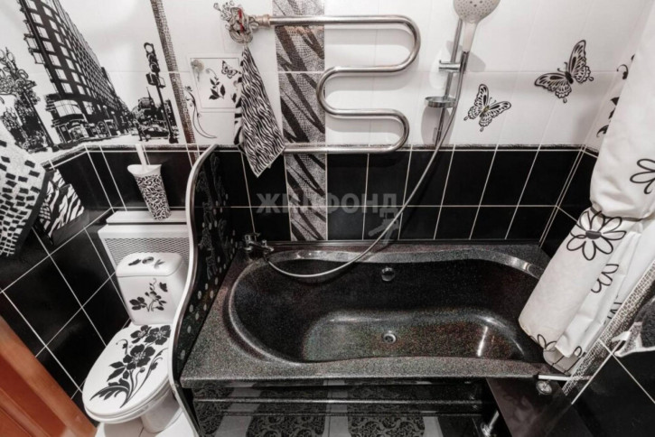 3-комн квартира Кошурникова, 8
