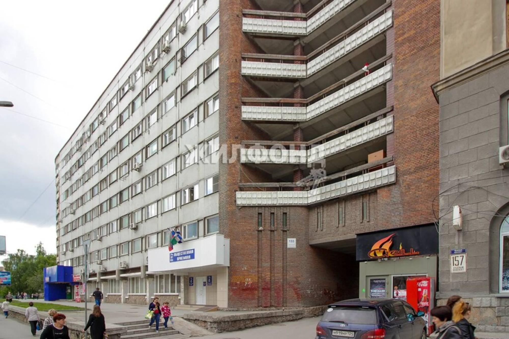 Купить комнату за 2 490 000 рублей на Красный проспект, 155