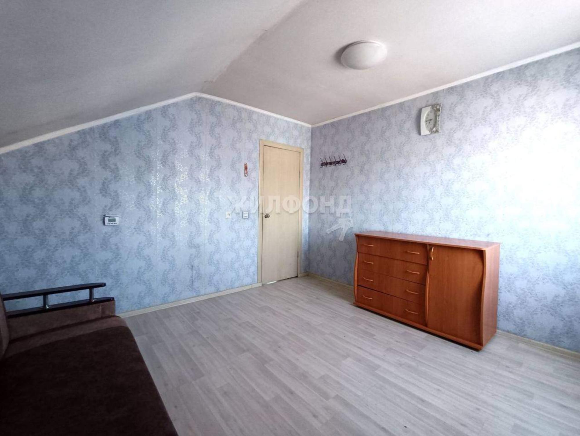 Купить дачу, дом, коттедж за 3 500 000 рублей на Карла Маркса улица