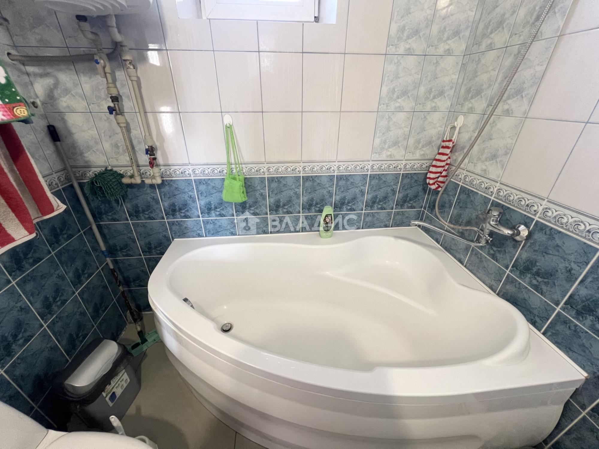 Купить дачу, дом, коттедж за 6 890 000 рублей на Ягодная улица