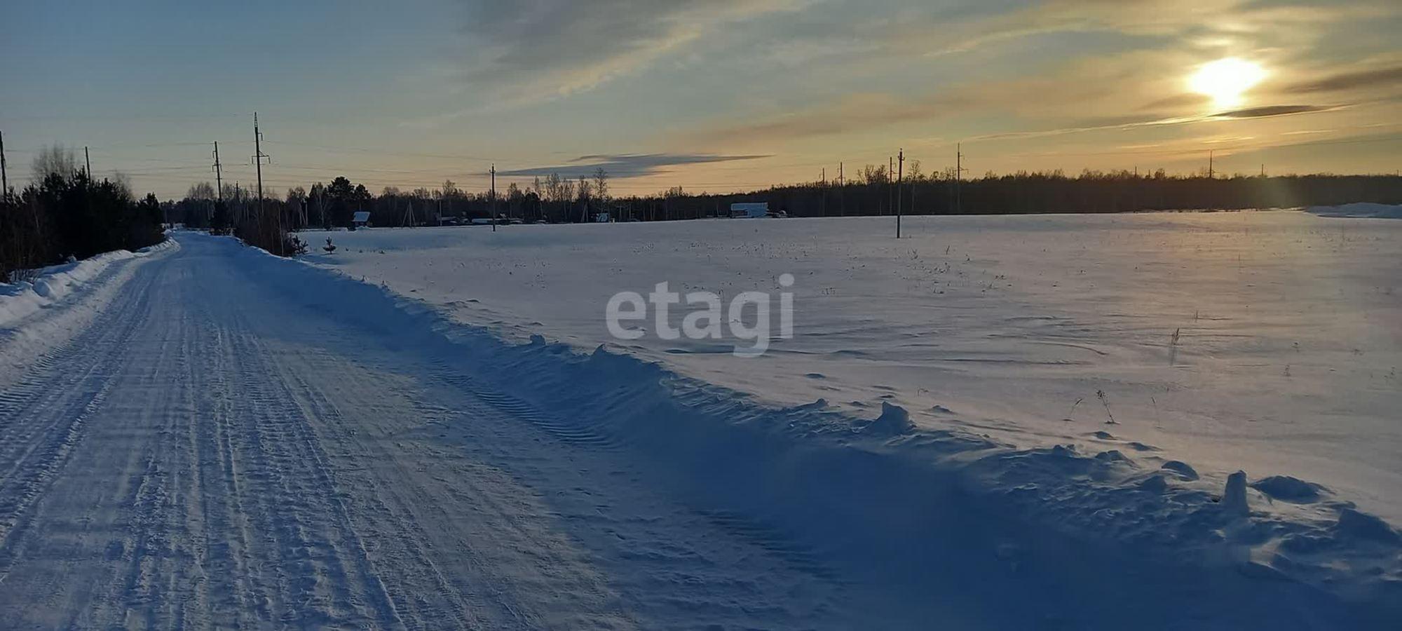 Купить землю, земельный участок за 3 800 000 рублей на поселок Торгили