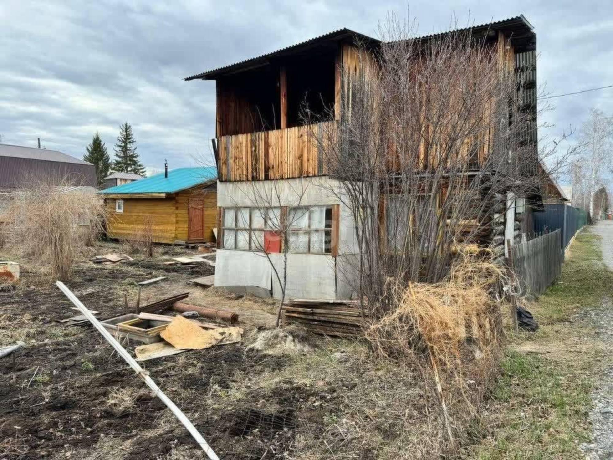 Купить дачу, дом, коттедж за 2 370 000 рублей на Кленовая, 132