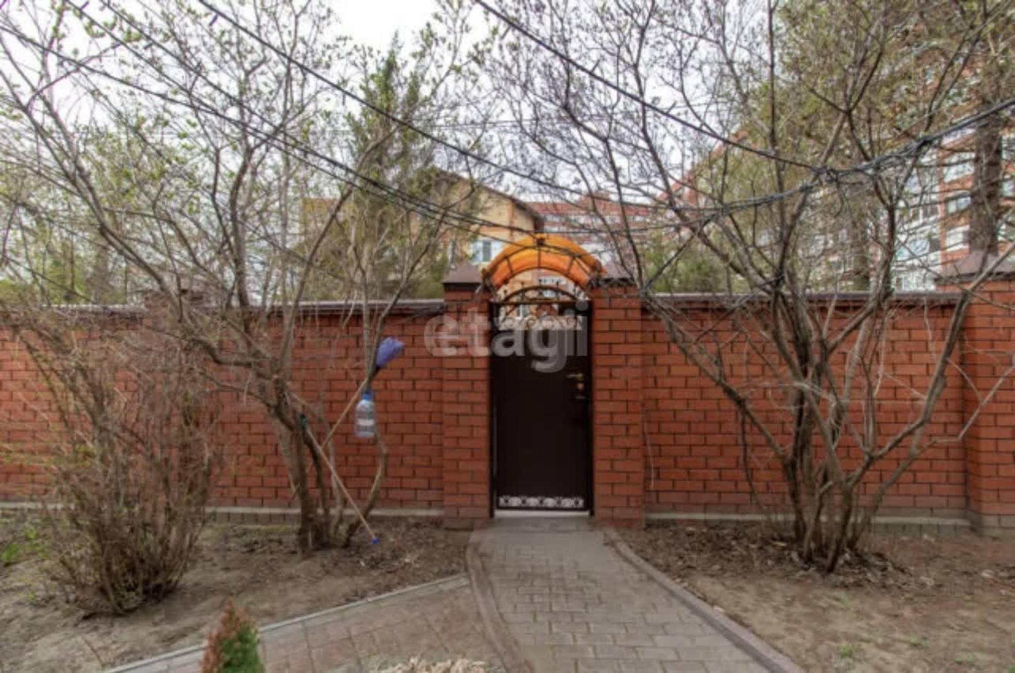 Купить дачу, дом, коттедж за 15 900 000 рублей на Сидора Путилова,