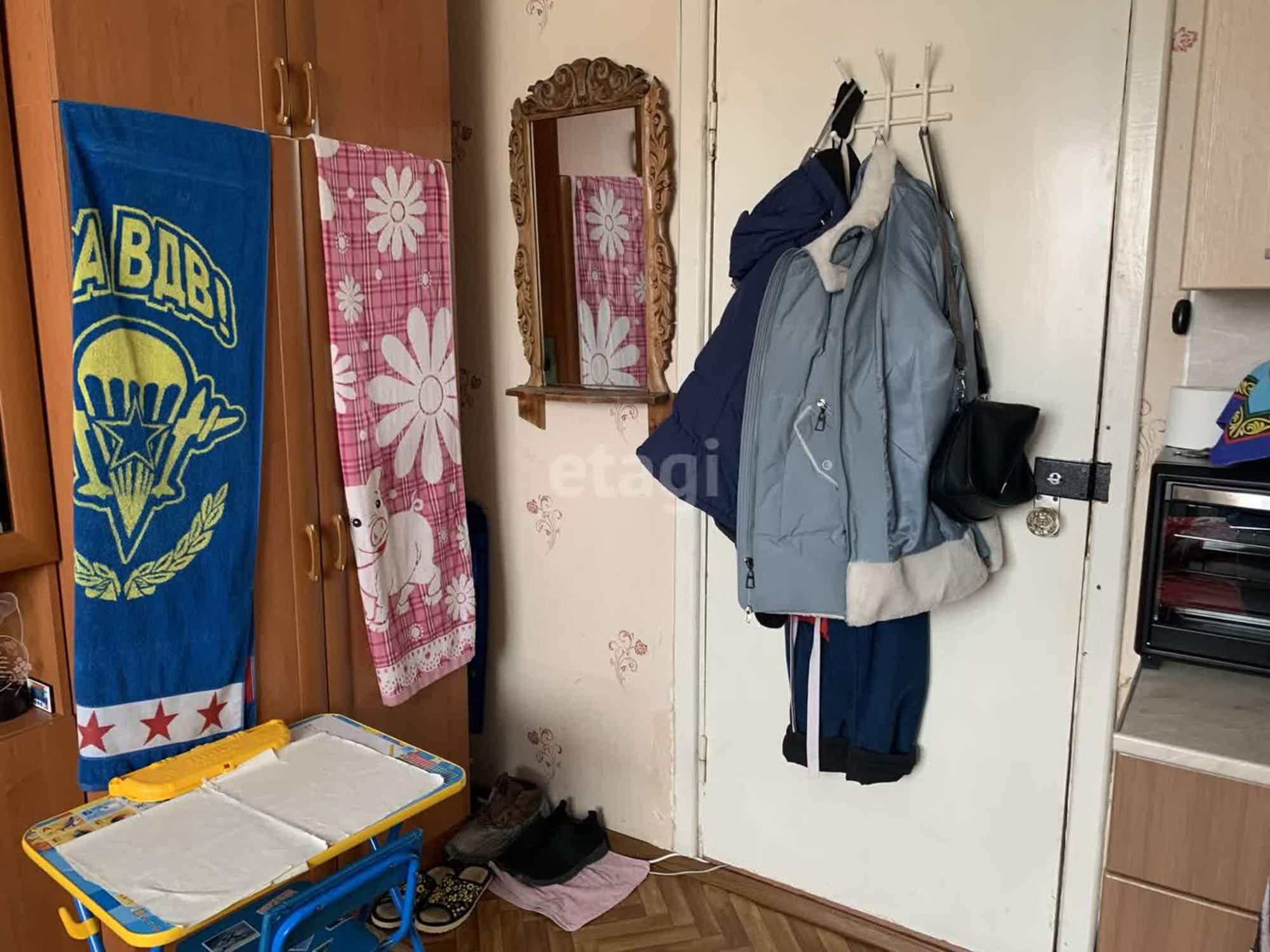 Купить комнату за 980 000 рублей на Максима Горького, 41а