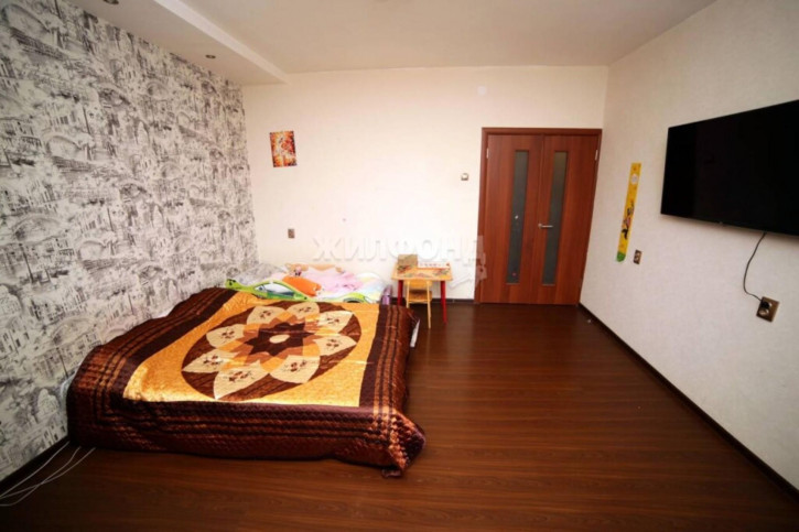 1-комн квартира Овражная, 6