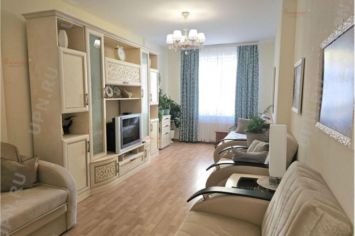 3-комн квартира мехренцева, 46