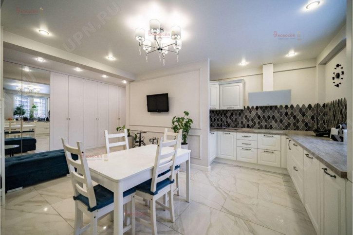 3-комн квартира громова, 28