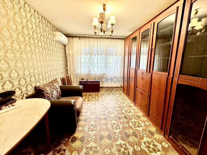 3-комн квартира Кировская ул, 4