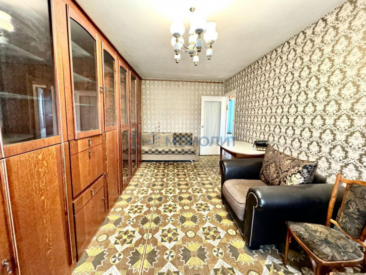 3-комн квартира Кировская ул, 4