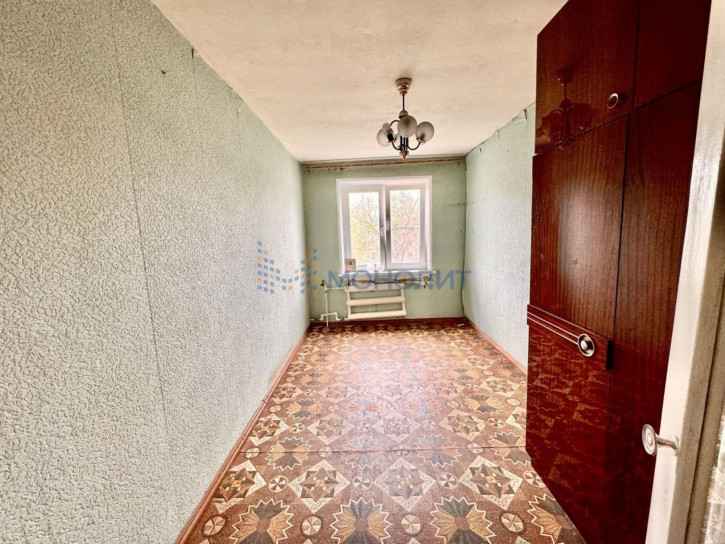 3-комн квартира Кировская ул, 4