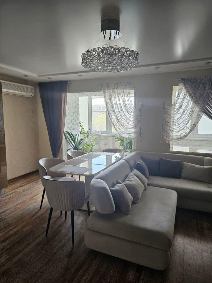 3-комн квартира Мельникайте, 129/1