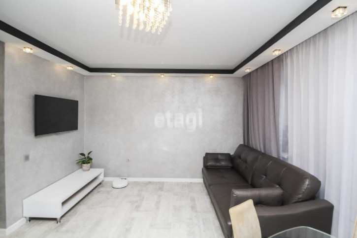 3-комн квартира Газовиков, 33