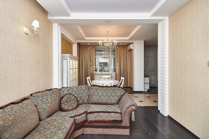 2-комн квартира Малыгина, 90