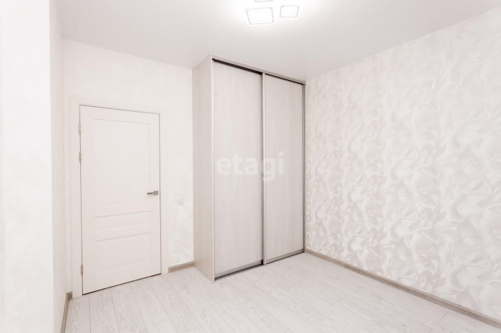 1-комн квартира Республики, 204/7