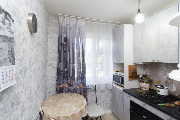 2-комн квартира Одесская, 26