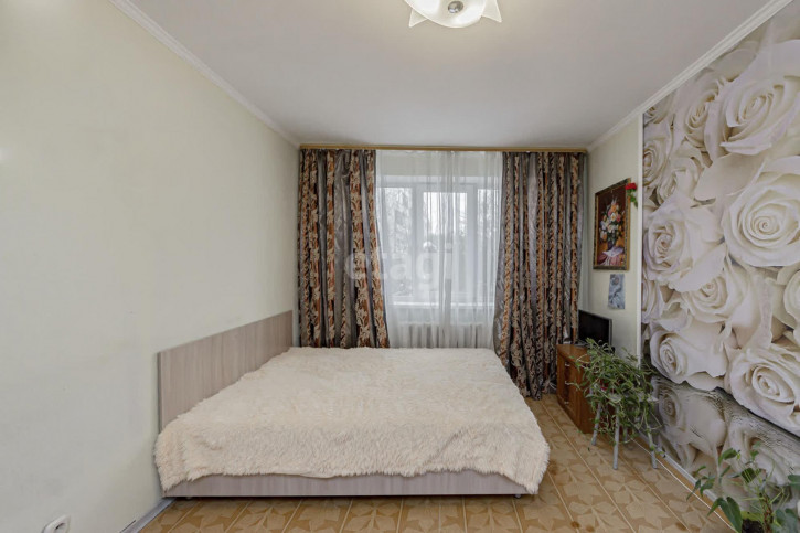 3-комн квартира Пермякова, 54а