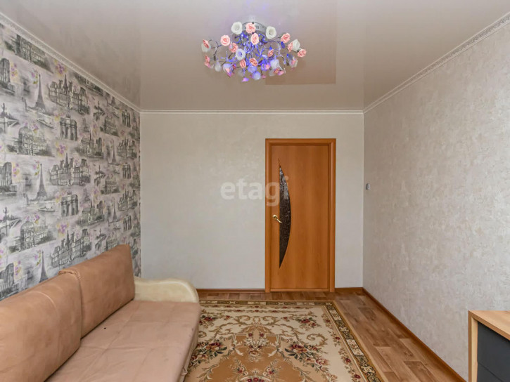 3-комн квартира Демьяна Бедного, 102